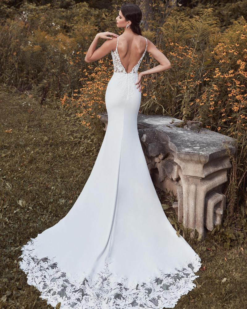 121118 simple sheath wedding dress with lace and crepe design4